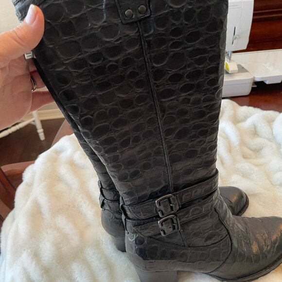 boots - Picture 5 of 6